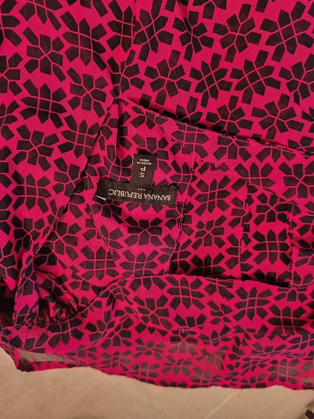 Banana Republic Pink and Black Halter Tie-Neck Camisole - Picture 2 of 4